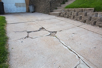 Concrete spalling Pitted, Flaking Concrete